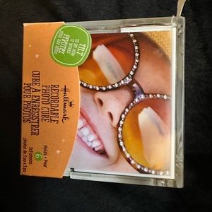 ⭐️NWT! Recordable Photo Cube